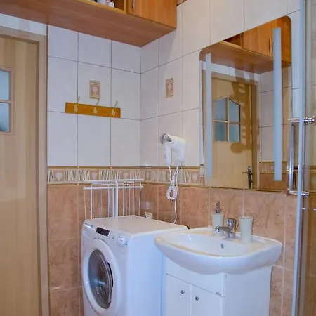 Maya's Flats & 19 & 20 - Ogarna Apartment Gdansk