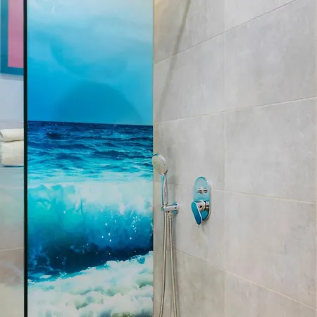 Maya's Flats & 19 & 20 - Ogarna *