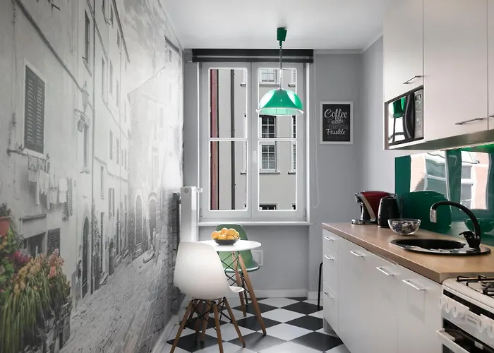 Maya's Flats & 19 & 20 - Ogarna *