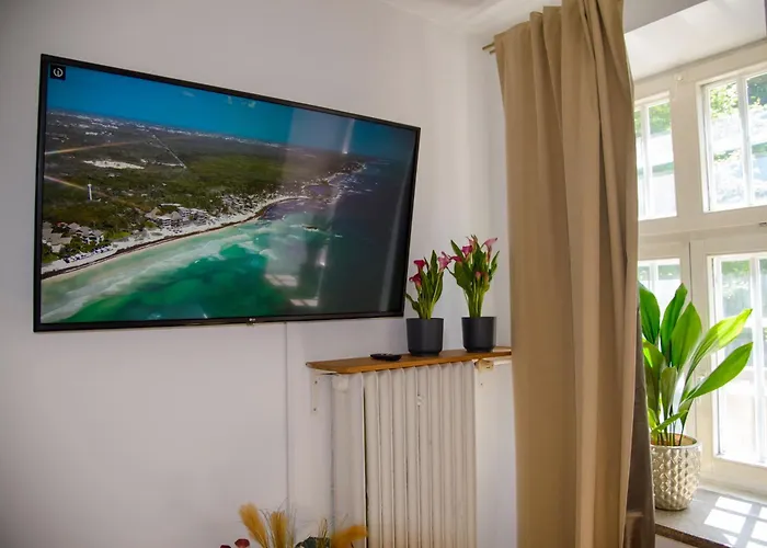 Maya's Flats & 19 & 20 - Ogarna