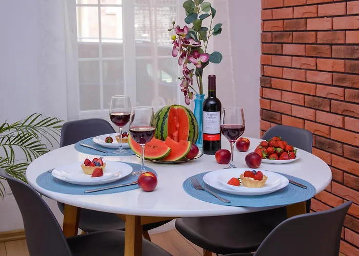 Maya's Flats & 19 & 20 - Ogarna Hotel *