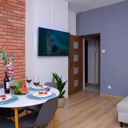 Maya's Flats & 19 & 20 - Ogarna Apartamento *
