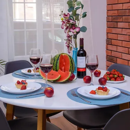 Maya's Flats & 19 & 20 - Ogarna Apartamento *