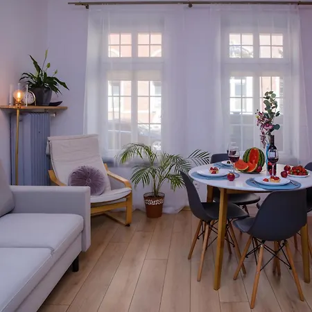 Maya's Flats & 19 & 20 - Ogarna מלון