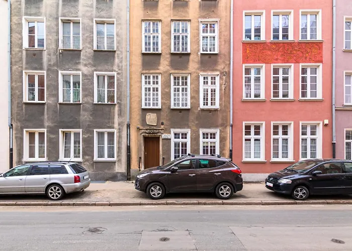 Maya's Flats & 19 & 20 - Ogarna Отель *