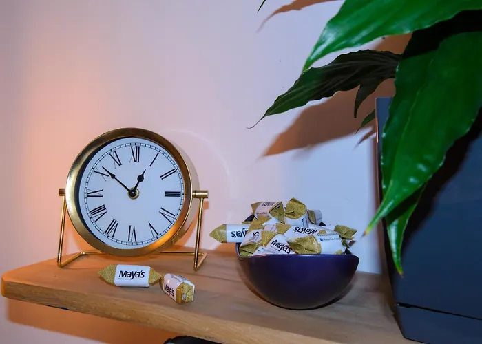 Отель Maya's Flats & 19 & 20 - Ogarna *